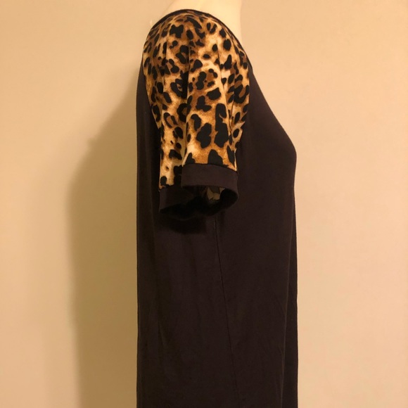 Leopard print sleeve black t-shirt - Picture 3 of 5